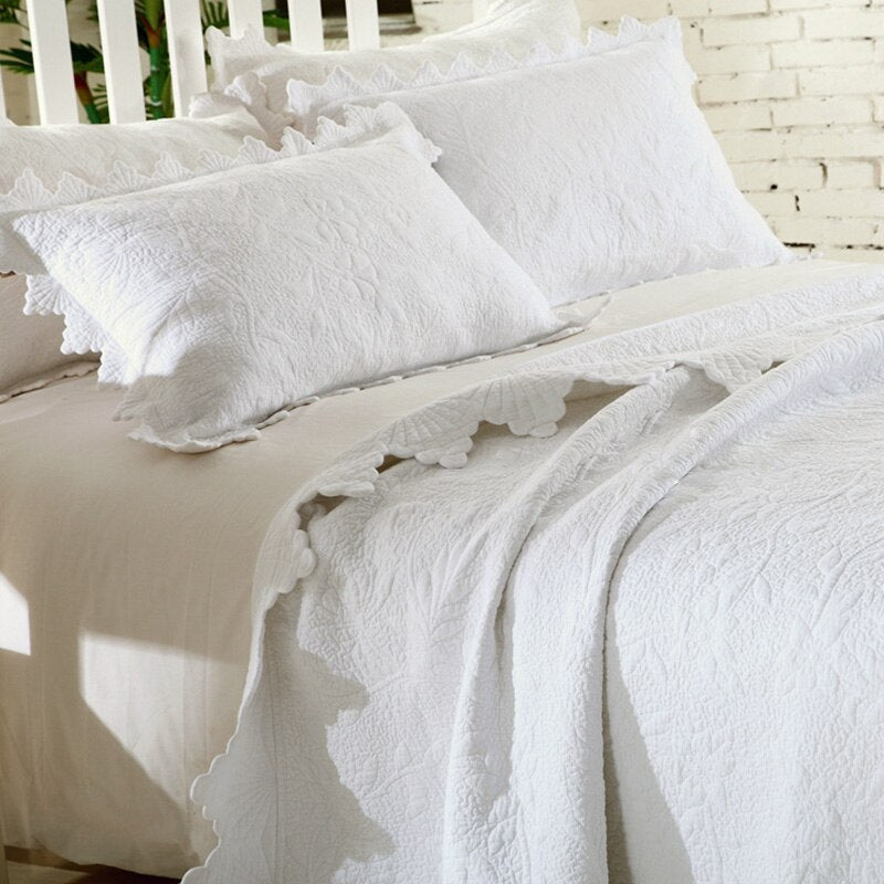 Kuwai Duvet Coverlet