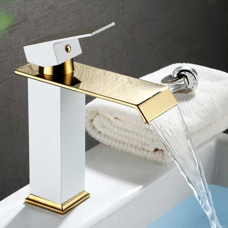 Versai Faucet