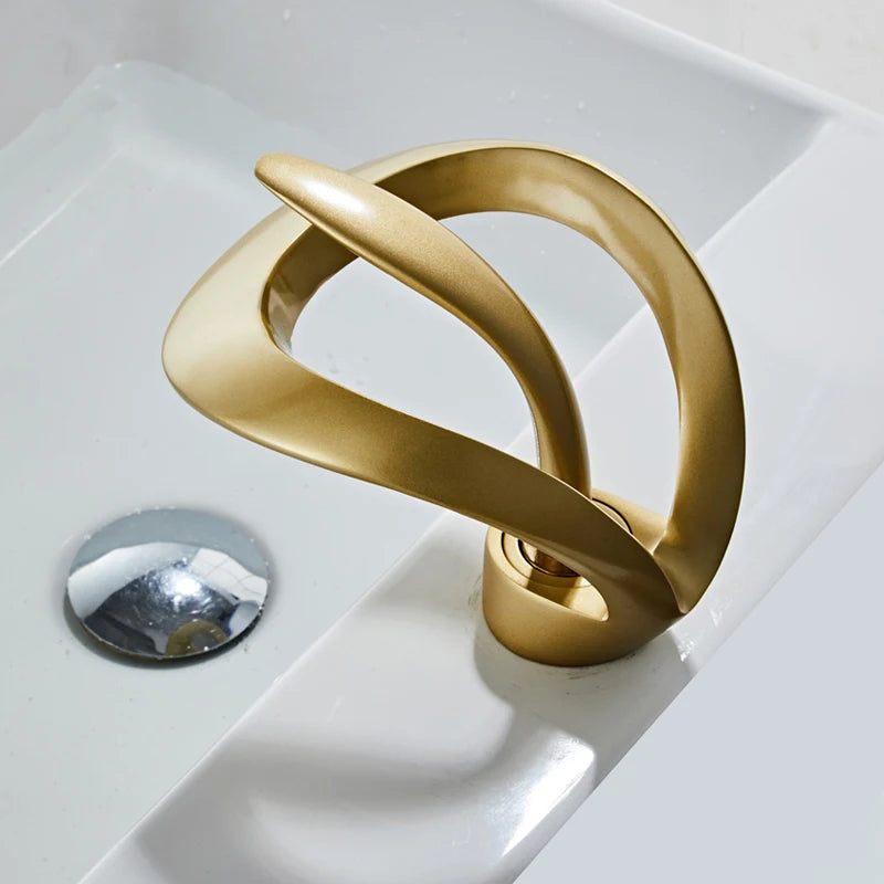 Susette Faucet