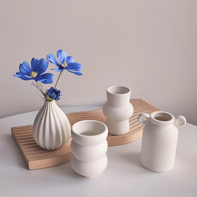 Ami Vase