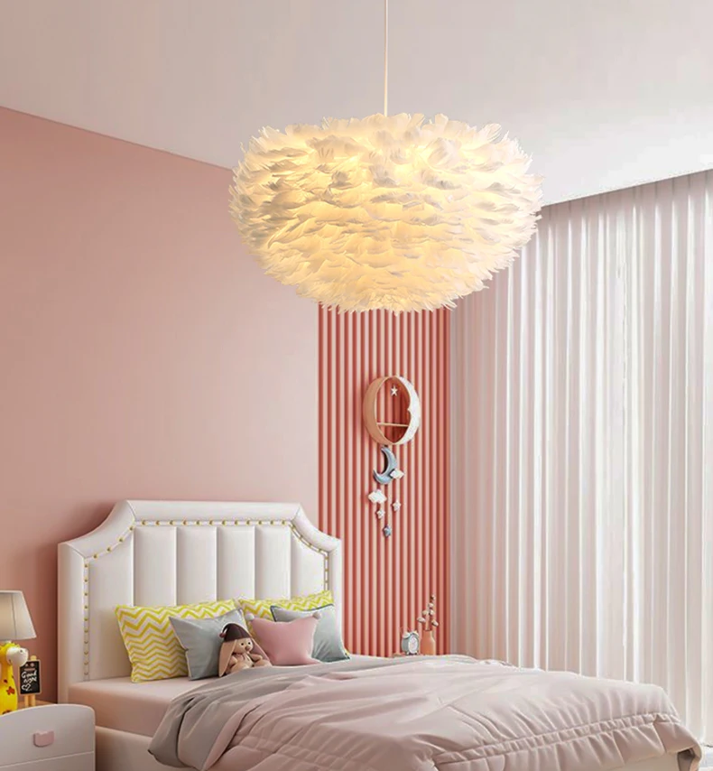 Oui Feather Lighting