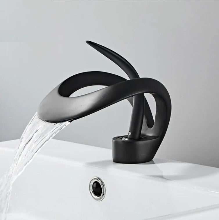 Susette Faucet